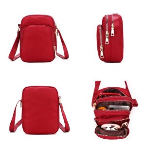 sac rouge avec poches