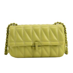 sac pochette en cuir synthétique vert anis