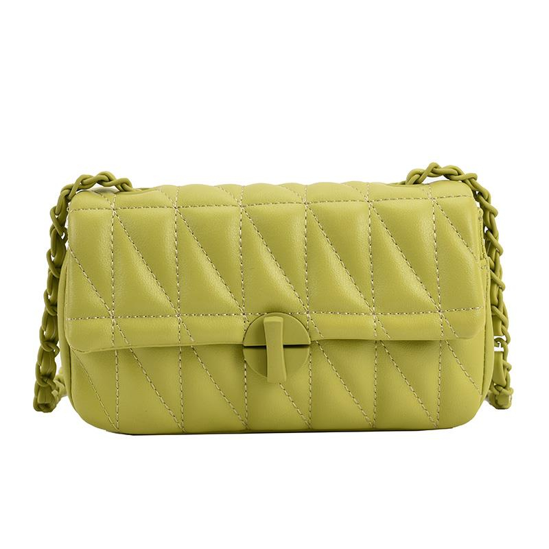 sac pochette en cuir synthétique vert anis