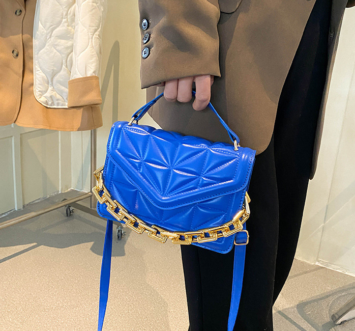 sac élégant bandoulière dorée