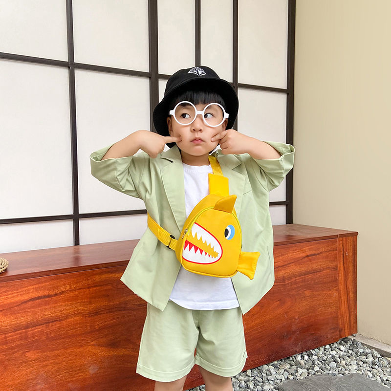 sac requin bleu garçon