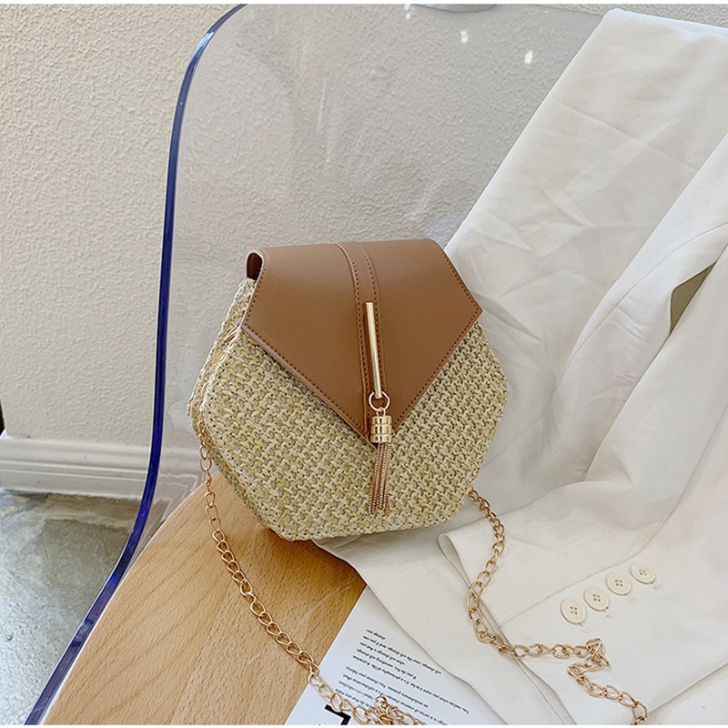 sac en paille pour tenues d'été