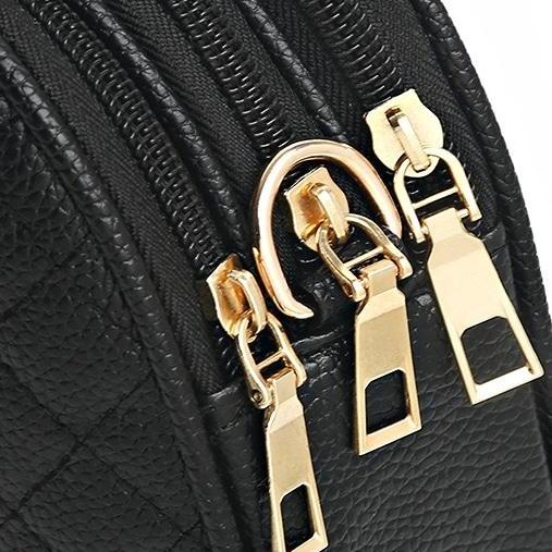 sac carré élégant noir avec fermoir doré