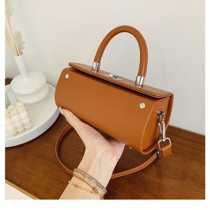 sac à main bandoulière camel