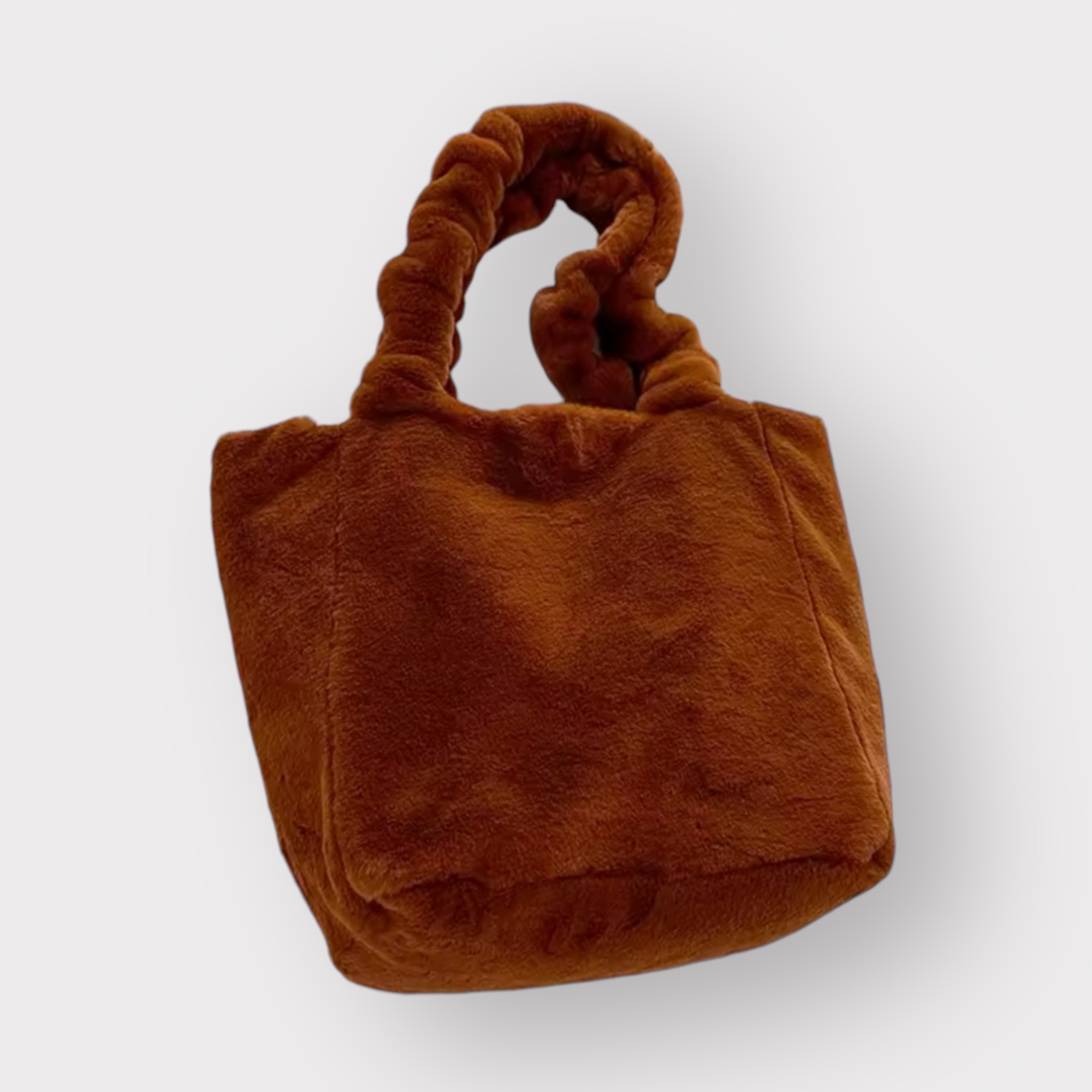 sac à main en peluche