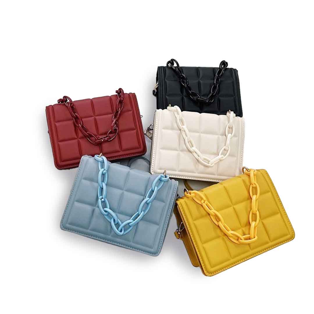 Style chic sac noir bandoulière