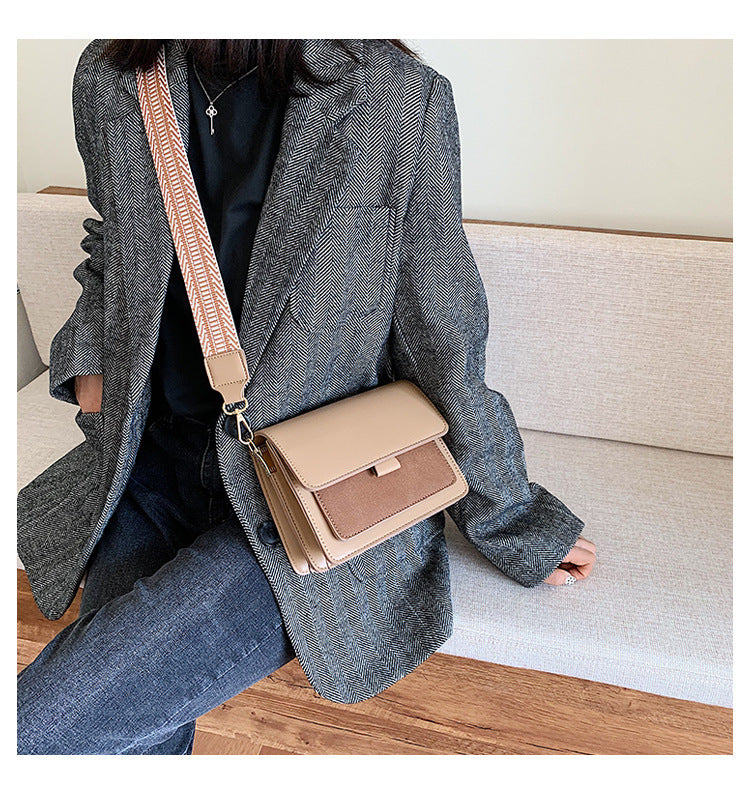 Sac Bandoulière Large Sangle avec accessoires