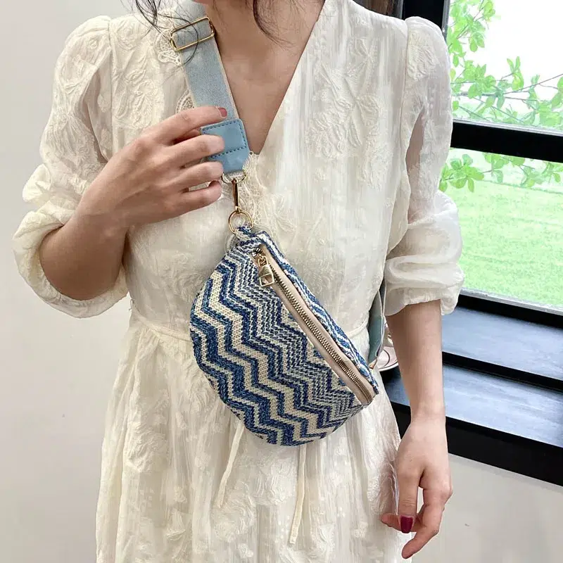 accessoire en paille pour femme