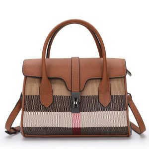 sac à main cuir et Canva