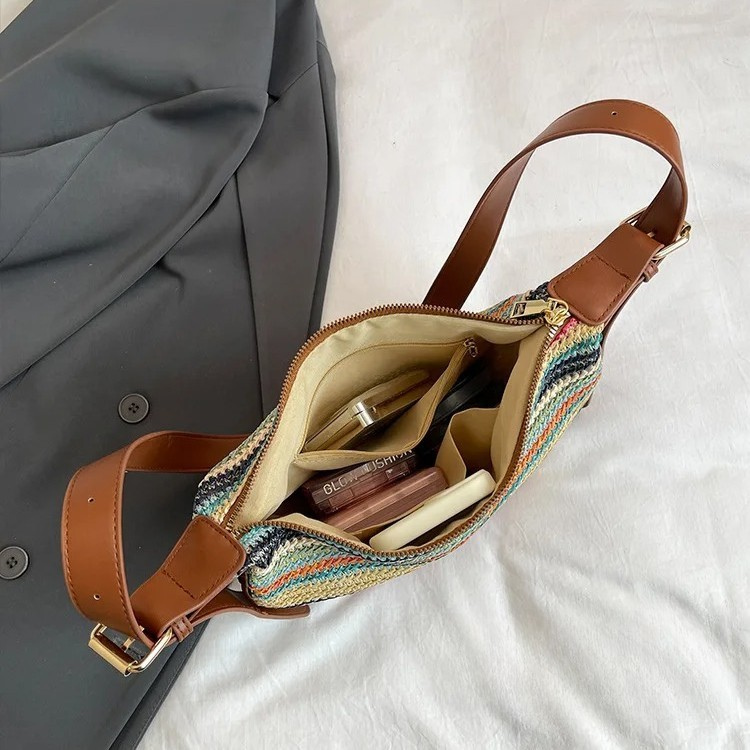 accessoire en paille