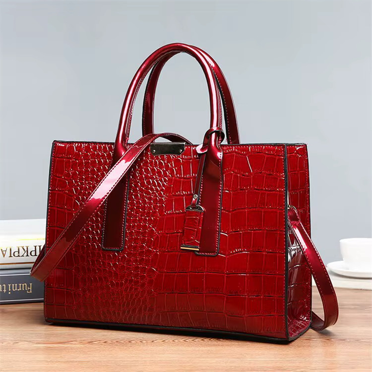sac design crocodile