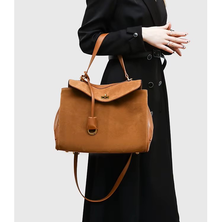 élégant sac en cuir daim